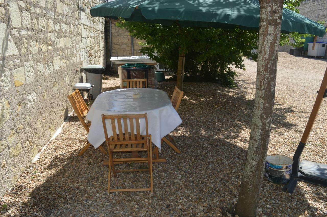Le Port Boulet Gite Dans Le Vignoble De Bourgueil מראה חיצוני תמונה