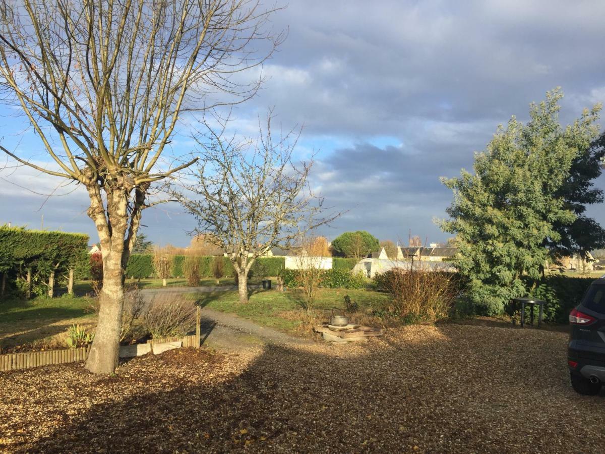 Le Port Boulet Gite Dans Le Vignoble De Bourgueil מראה חיצוני תמונה